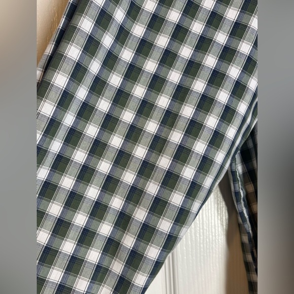 Roundtree & Yorke Big & Tall Non-Iron Long Sleeve Medium Plaid Shirt Size 2XT - Picture 7 of 9